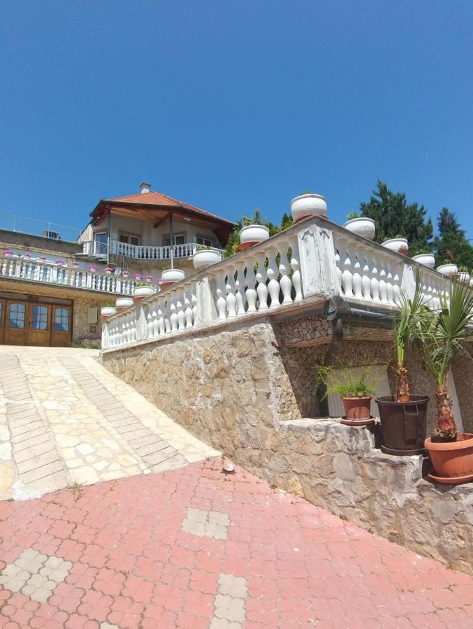 Heviz Kristaly Apartman Екстериор снимка